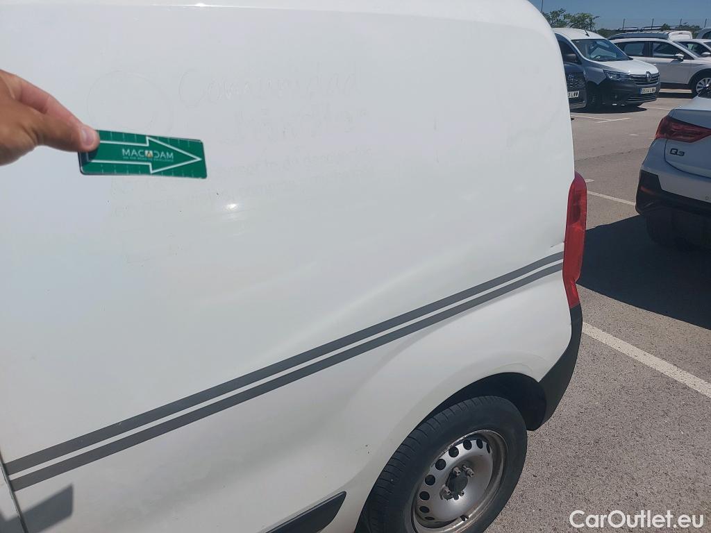  Fiat  Fiorino FIAT  / 2016 / 3P / furgón derivado de turismo Cargo Base 1.3 Mjet 59kW (80CV) E6 #3