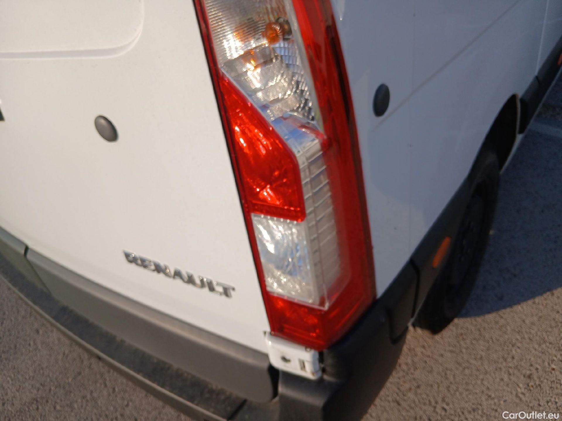  Renault  Master RENAULT  / 2019 / 4P / furgón Furgón T L3H3 3500 Bl dCi 99kW (135CV) #26