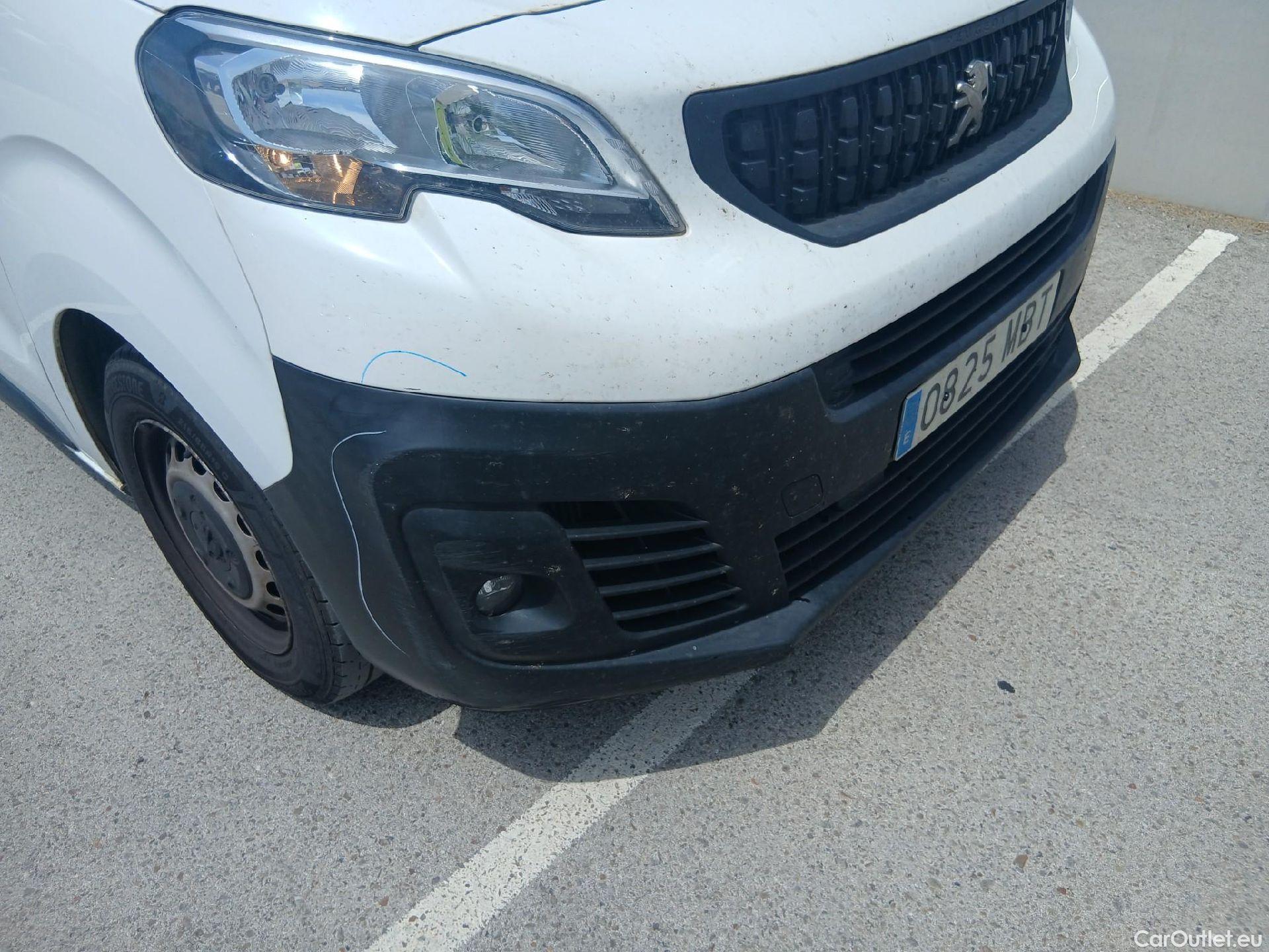  Peugeot  Expert PEUGEOT  / 2016 / 4P / furgón Furgón Premium 1.5 BlueHDi 120 Standard #3