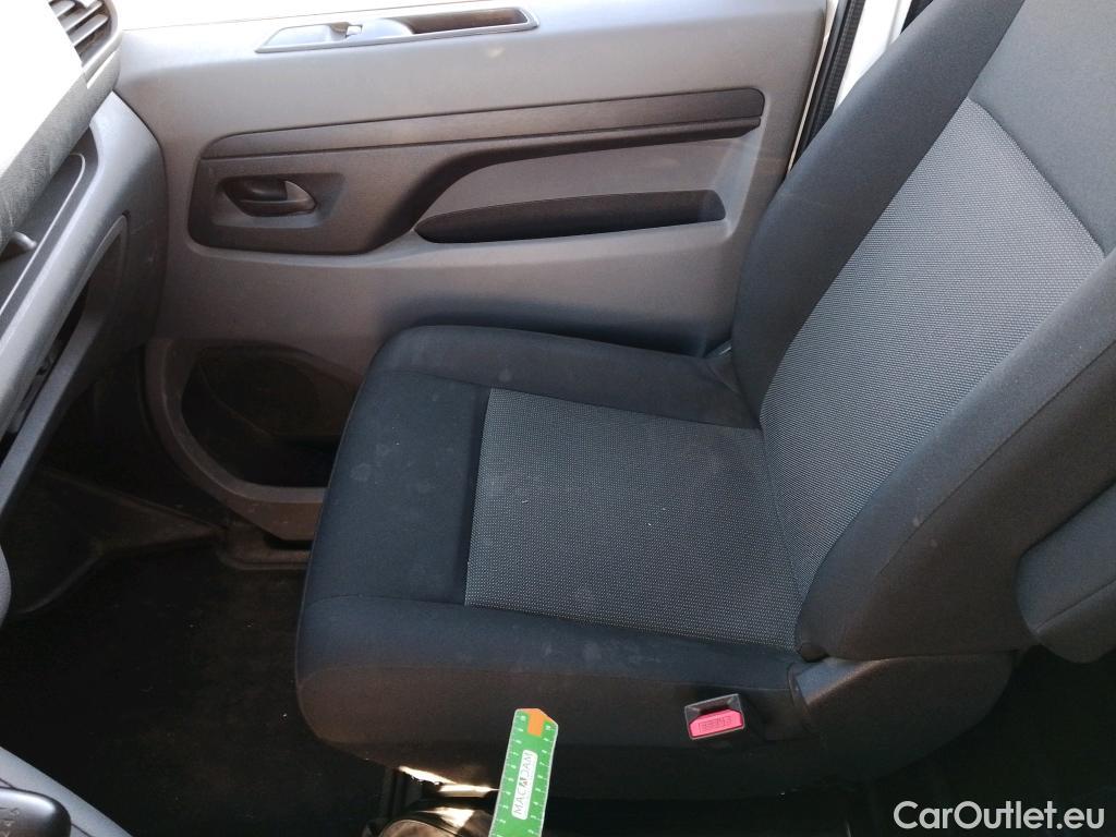  Peugeot  Expert PEUGEOT  / 2016 / 4P / furgón Furgón Premium 1.5 BlueHDi 120 Standard #20