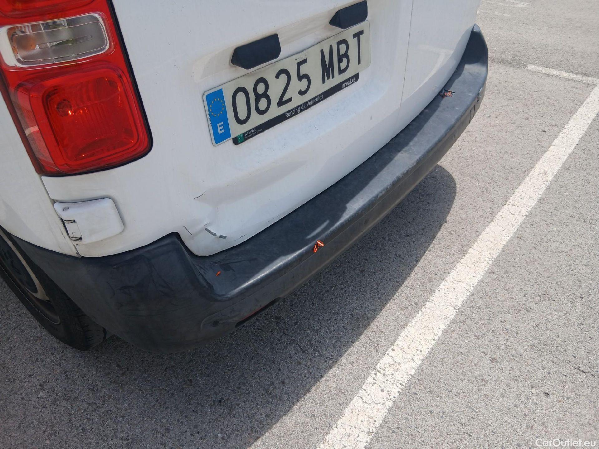 Peugeot  Expert PEUGEOT  / 2016 / 4P / furgón Furgón Premium 1.5 BlueHDi 120 Standard #20