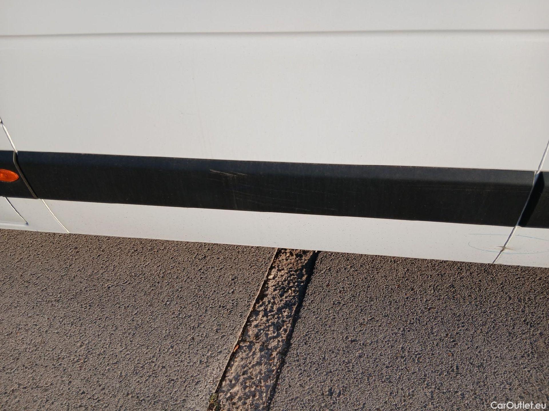  Renault  Master RENAULT  / 2019 / 4P / furgón Furgón T L3H3 3500 Bl dCi 99kW (135CV) #16
