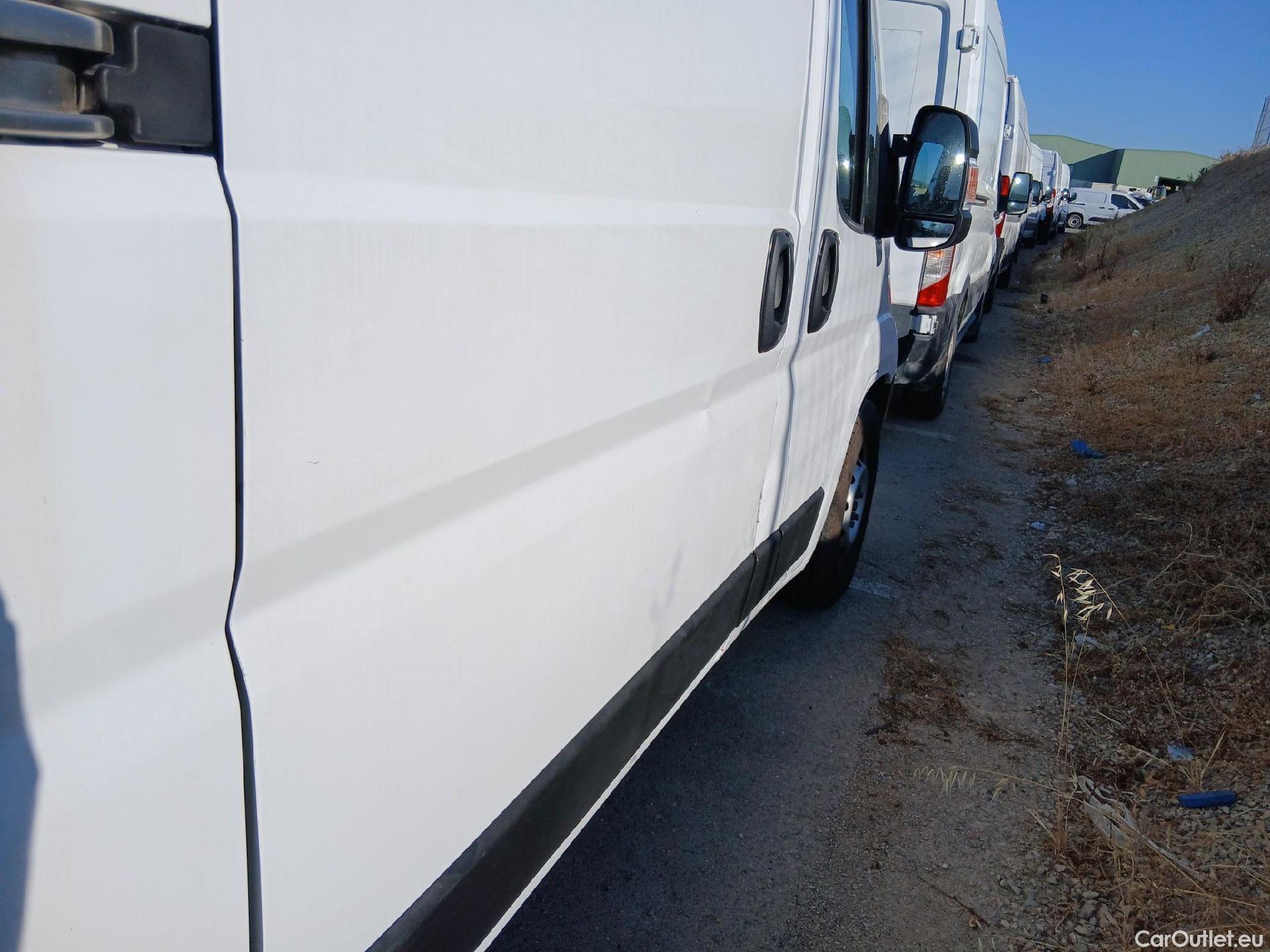  Peugeot  Boxer PEUGEOT  / 2014 / 4P / furgón 435 L3 H3 BHDI 103kW (140CV) S&S 6 V. M #22