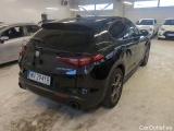  Alfa Romeo   STELVIO Alfa Romeo 2.0 Turbo 16v Sprint 200KM AT AWD 5d #2