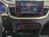  KIA  Cee'd KIA  SW 1.5 T-GDI 160KM 7DCT M 5d #16
