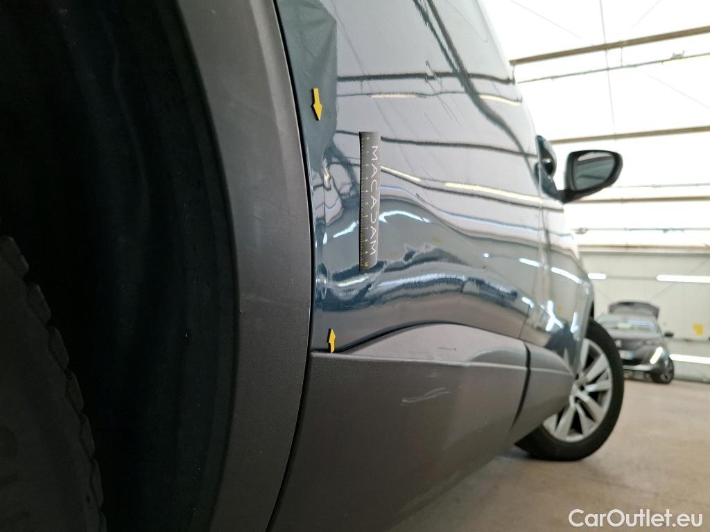  Peugeot  5008  Active Business 1.2 PureTech 130CV BVA8 E6dT #30