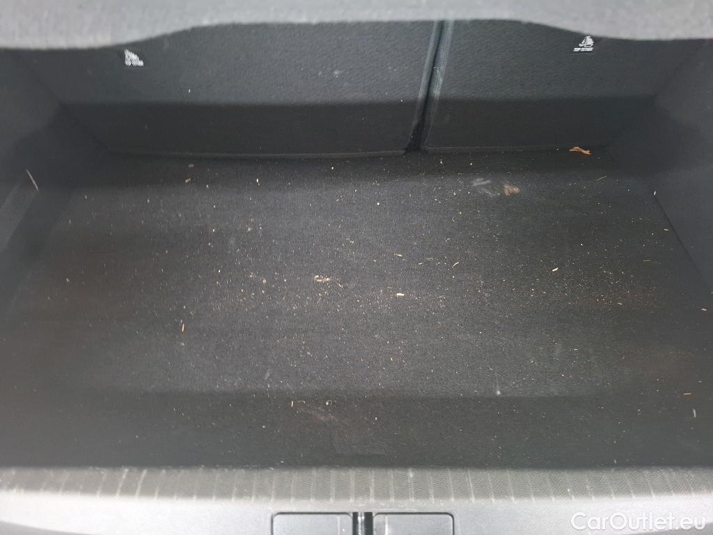  Peugeot  208  Style 1.2 PureTech 75CV BVM5 E6d #1