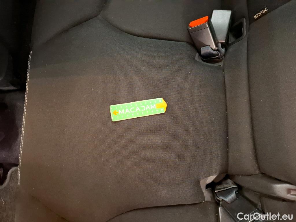  Renault  Clio  IV Business 0.9 TCe 90CV BVM5 E6 #38