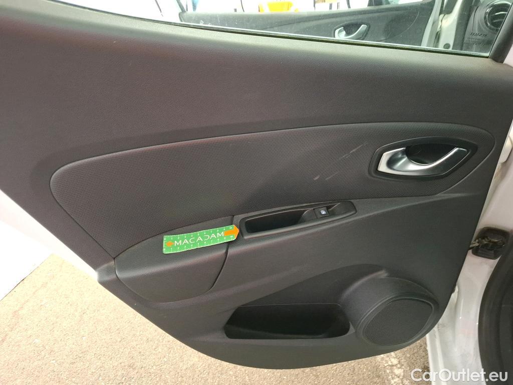  Renault  Clio  IV Business 0.9 TCe 90CV BVM5 E6 #9