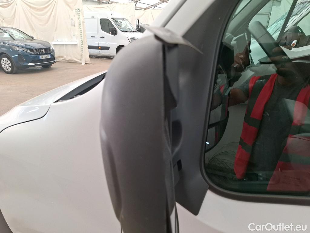  Renault  Master RENAULT  / 2019 / 4P / Fourgon tôlé FG Tr GCF F3500 L3H2 dCi 135 #79