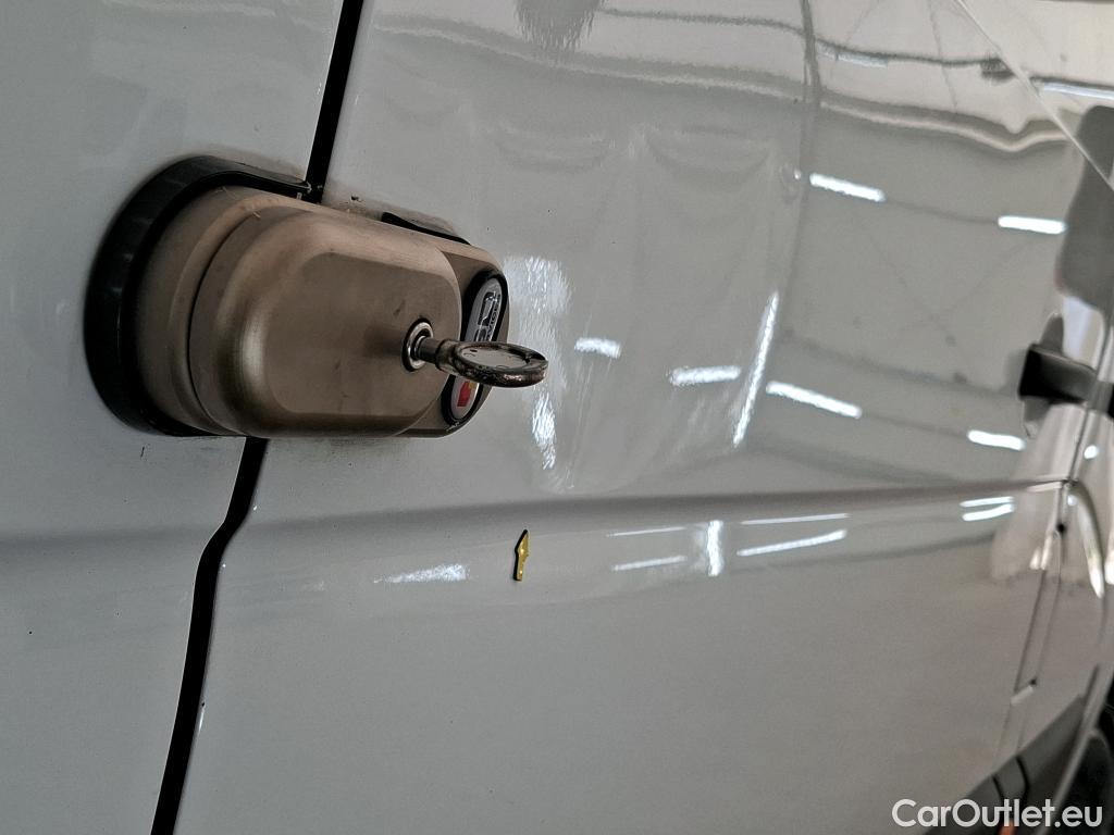  Renault  Master RENAULT  / 2019 / 4P / Fourgon tôlé FG Tr GCF F3500 L3H2 dCi 135 #6