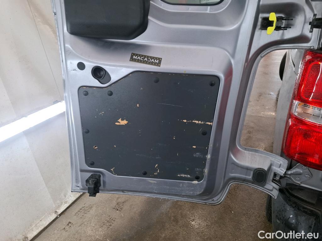 Opel  Vivaro OPEL  Cabine Approfondie/2019/4P/Fourgon tole 2.0 Diesel 120 auto L2 CA Pack Busin (Ex D371) #24