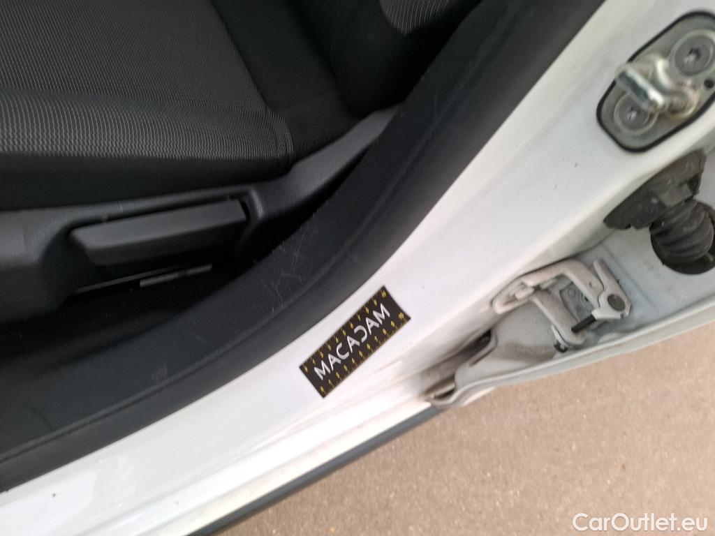  Citroen  C3  Feel 1.2 PureTech 80CV BVM5 E6d #4