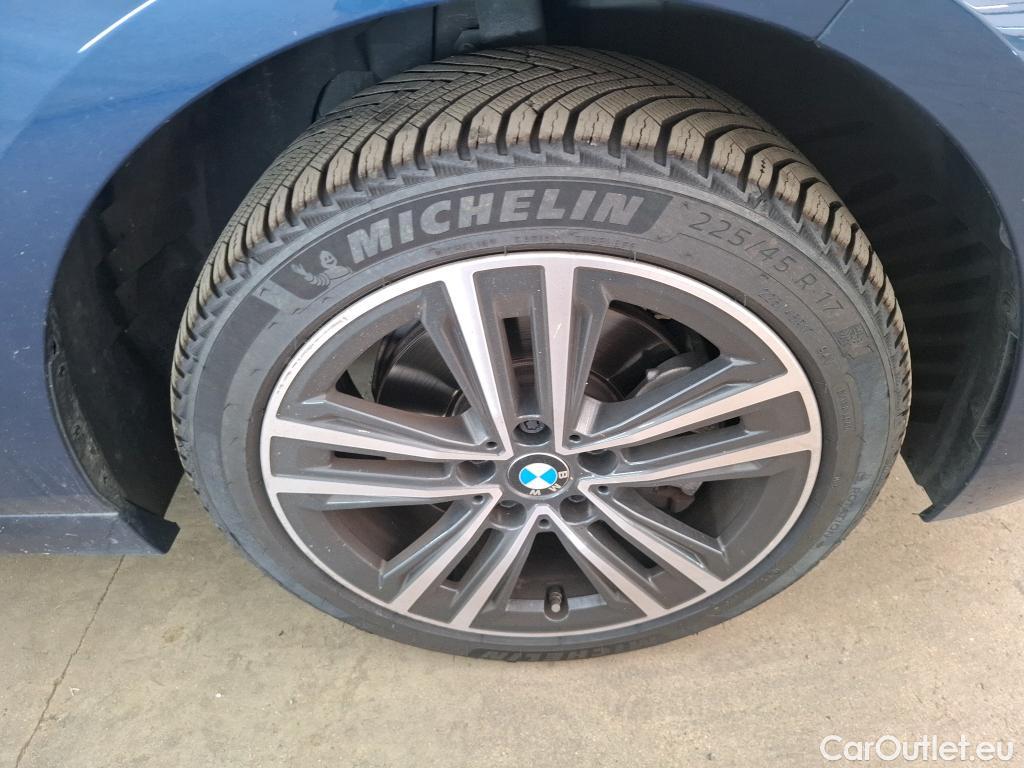  Bmw  Serie 1 Série 1 Berline 118 i Business Design 1.5 135CV BVA7 6E #15