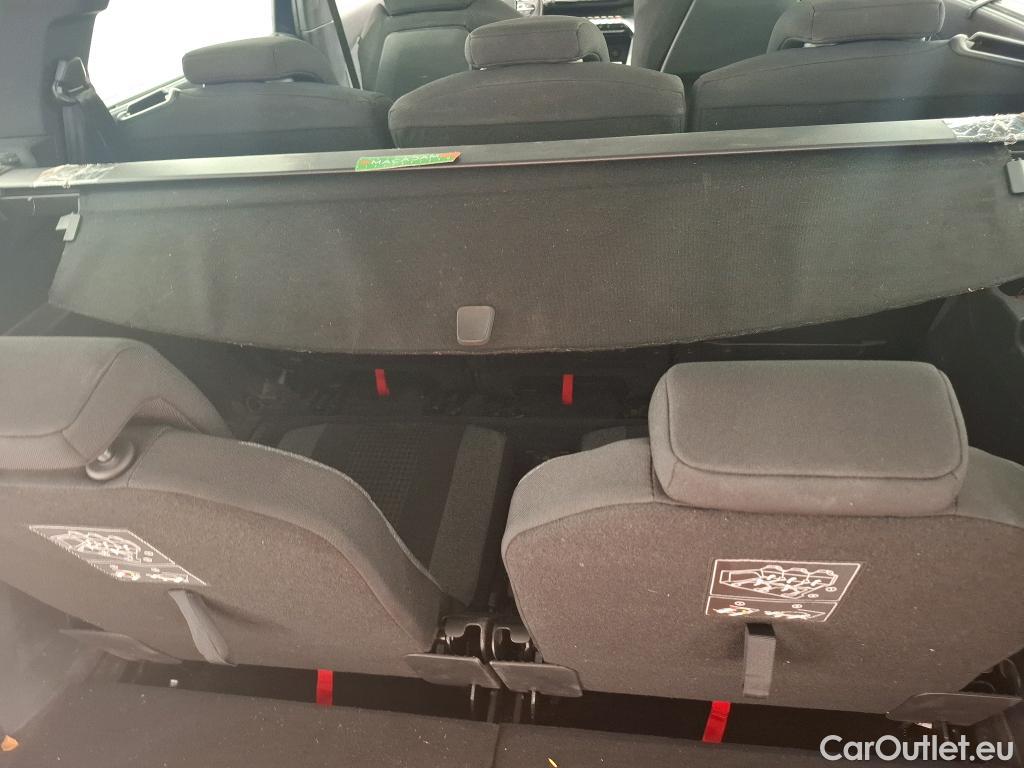  Peugeot  5008  Active Pack 1.5 HDi 130CV BVA8 7 Sieges E6d #60