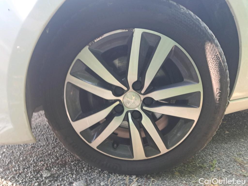  Peugeot  308  Allure Business 1.2 PureTech 130CV BVA8 E6d #43