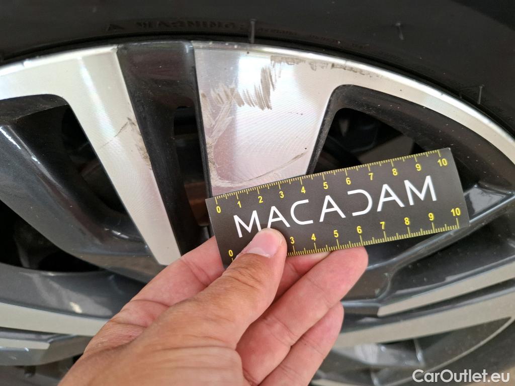  Peugeot  3008 PEUGEOT  / 2016 / 5P / SUV Hybrid 225 e-EAT8 ALLURE BUSINESS #11