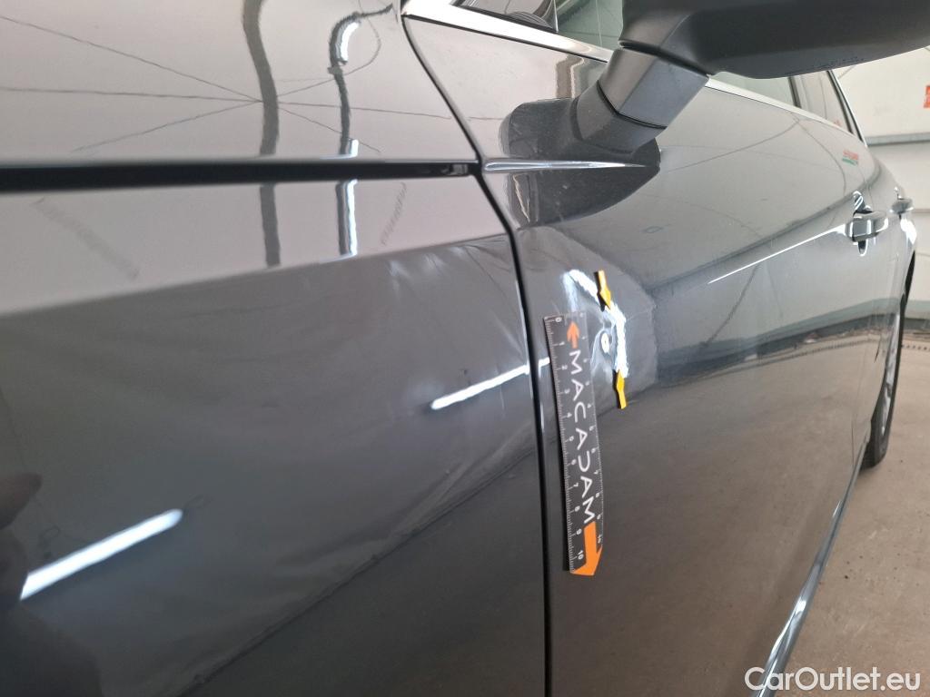  Audi  A4 AUDI  Avant / 2019 / 5P / Break 40 TFSI ultra 204 Stronic Business line #6