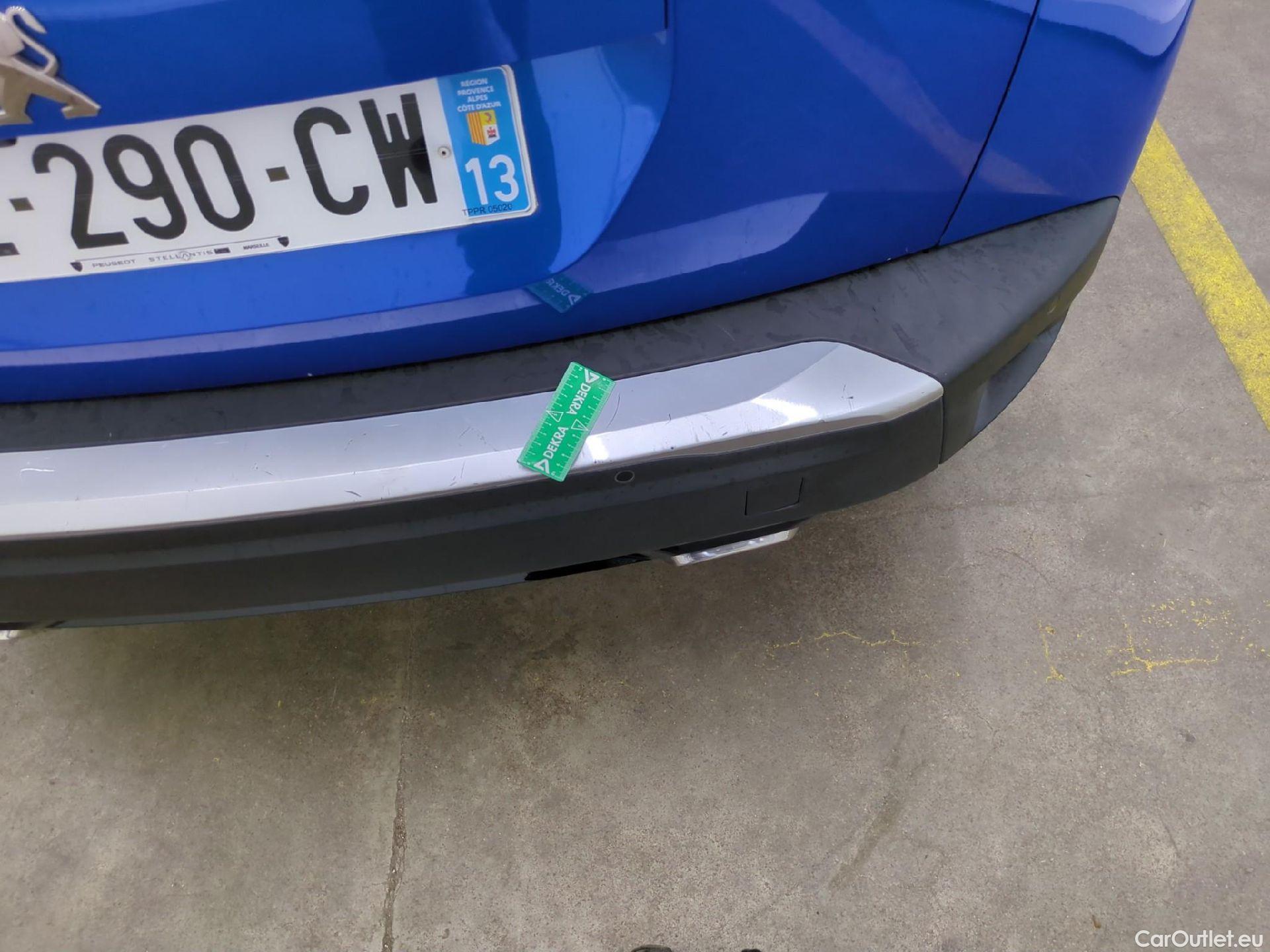  Peugeot  2008  Allure Pack 1.2 PureTech 130CV BVA8 E6d #50