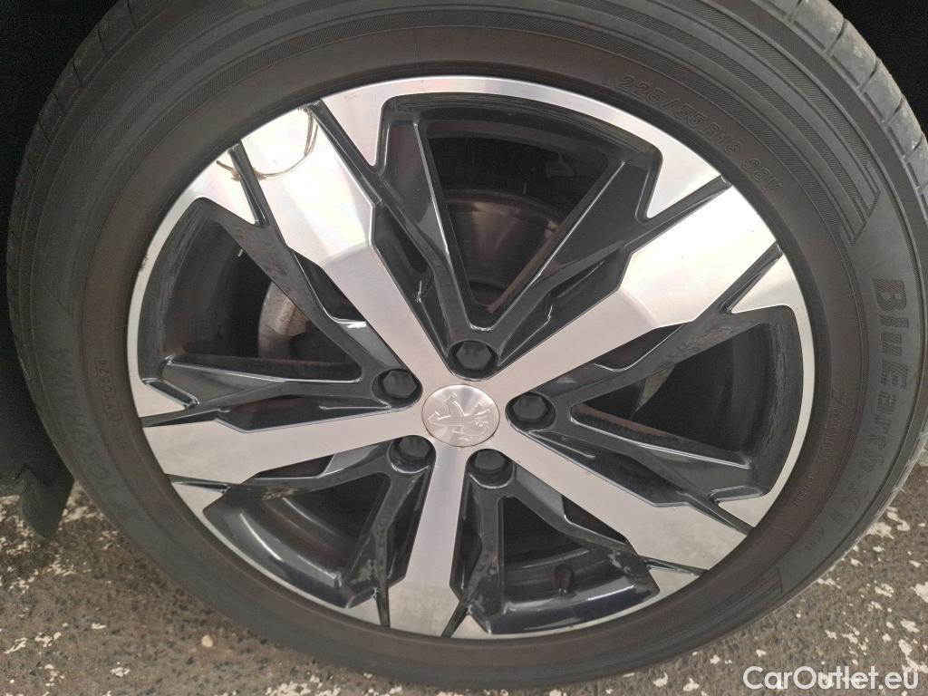  Peugeot  5008  Allure 1.2 PureTech 130CV BVA8 7 Sieges E6d #28