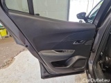  Peugeot  2008 PEUGEOT  / 2019 / 5P / CROSSOVER BLUEHDI 130 EAT8 ALLURE S/S AUT. #123