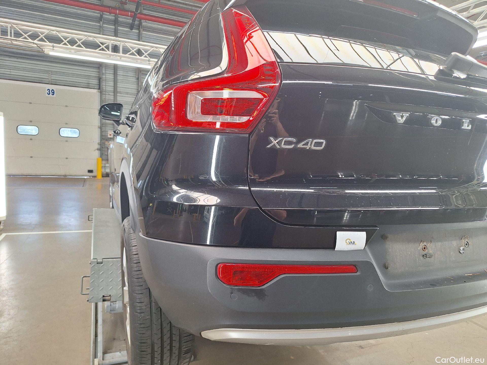  Volvo  XC 40 Volvo, XC40 '17, Volvo XC40 D3 Momentum Pro 5d #9