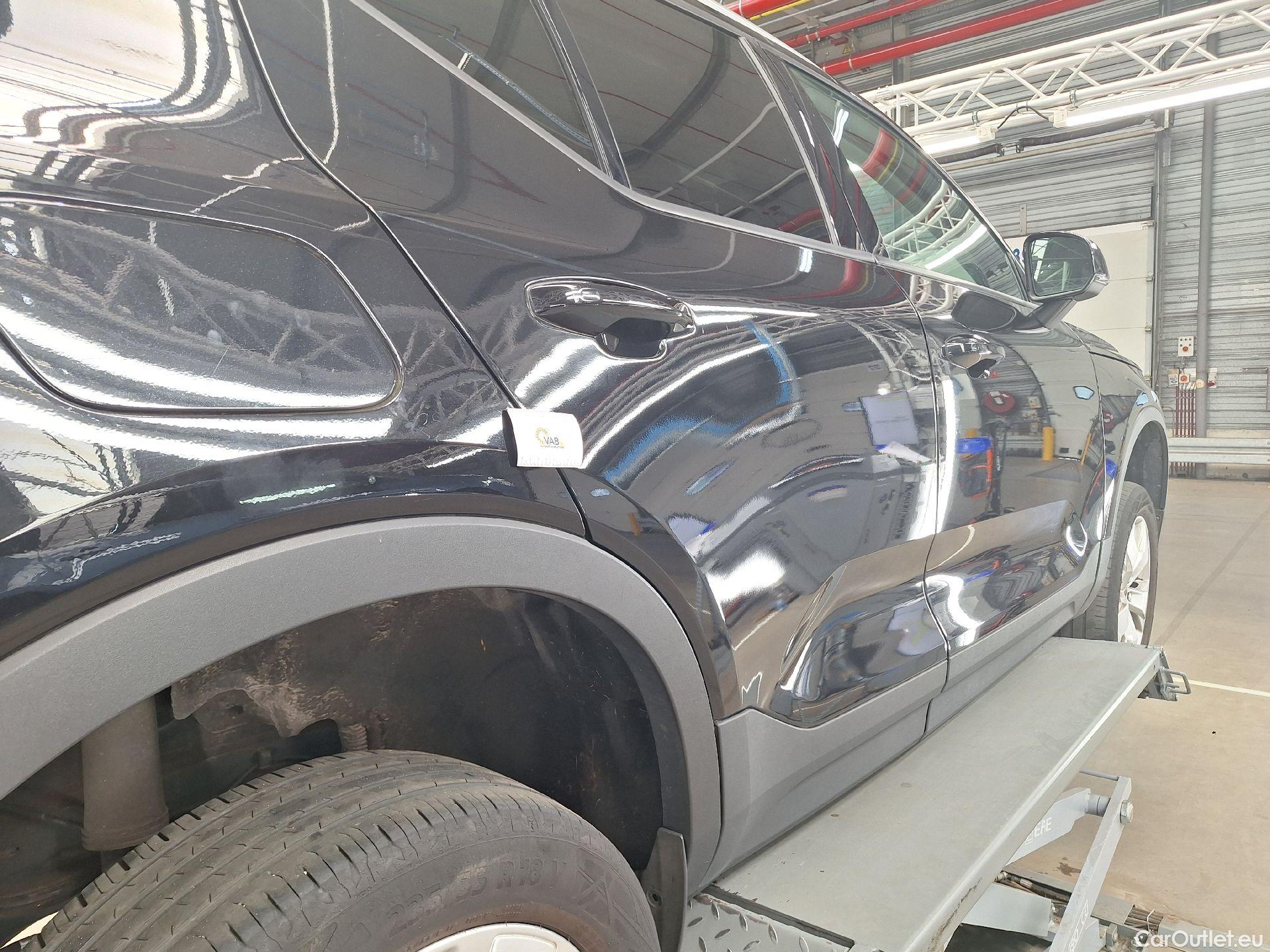  Volvo  XC 40 Volvo, XC40 '17, Volvo XC40 D3 Momentum Pro 5d #15