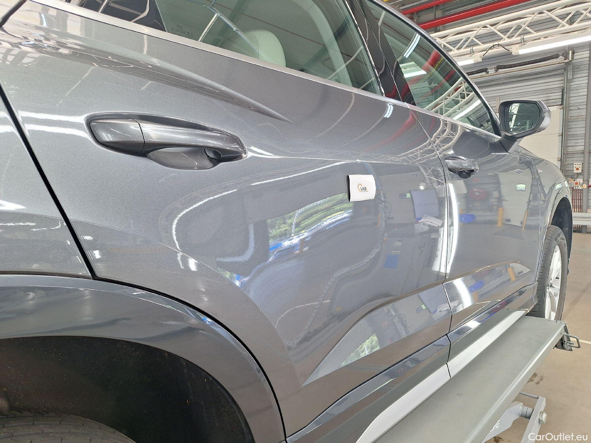  Audi  Q3 Audi,  SB '19, Audi  Sportback 35 TDI S tronic S Line Business  #12