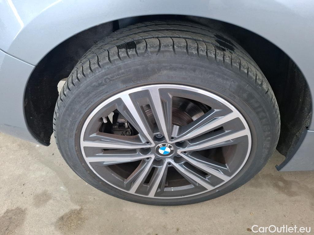  Bmw  Serie 1 BMW Série 1 / 2019 / 5P / Berline 116i DKG7 Business Design #41