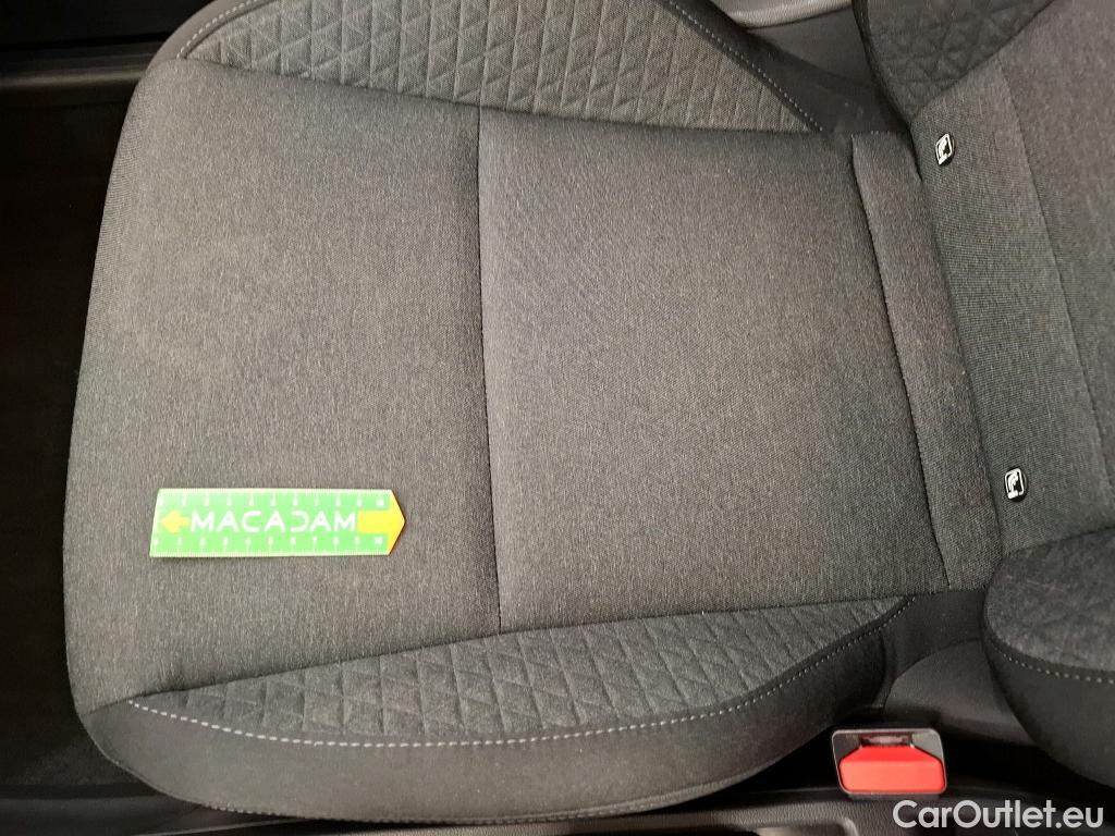  Renault  Clio  V Business 1.6 E-TECH Hybrid 140CV BVA6 E6d #21