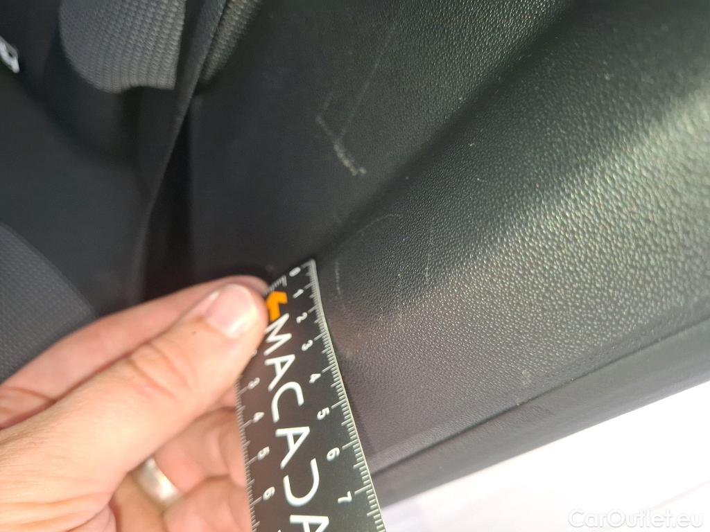  Citroen  C3  Feel Pack 1.2 PureTech 80CV BVM5 E6d #19