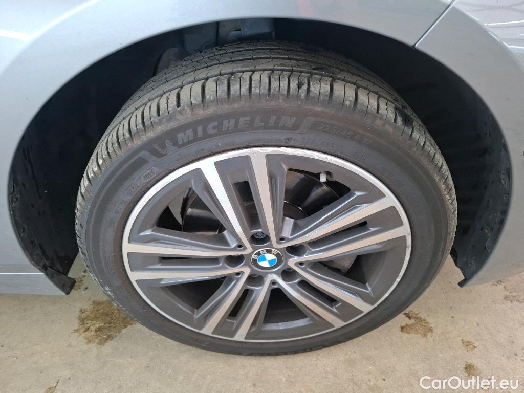  Bmw  Serie 1 BMW Série 1 / 2019 / 5P / Berline 116i DKG7 Business Design #17