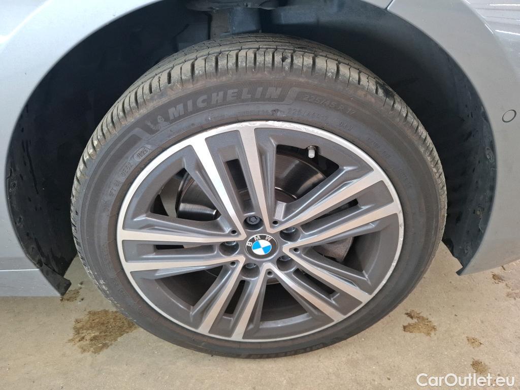  Bmw  Serie 1 BMW Série 1 / 2019 / 5P / Berline 116i DKG7 Business Design #18