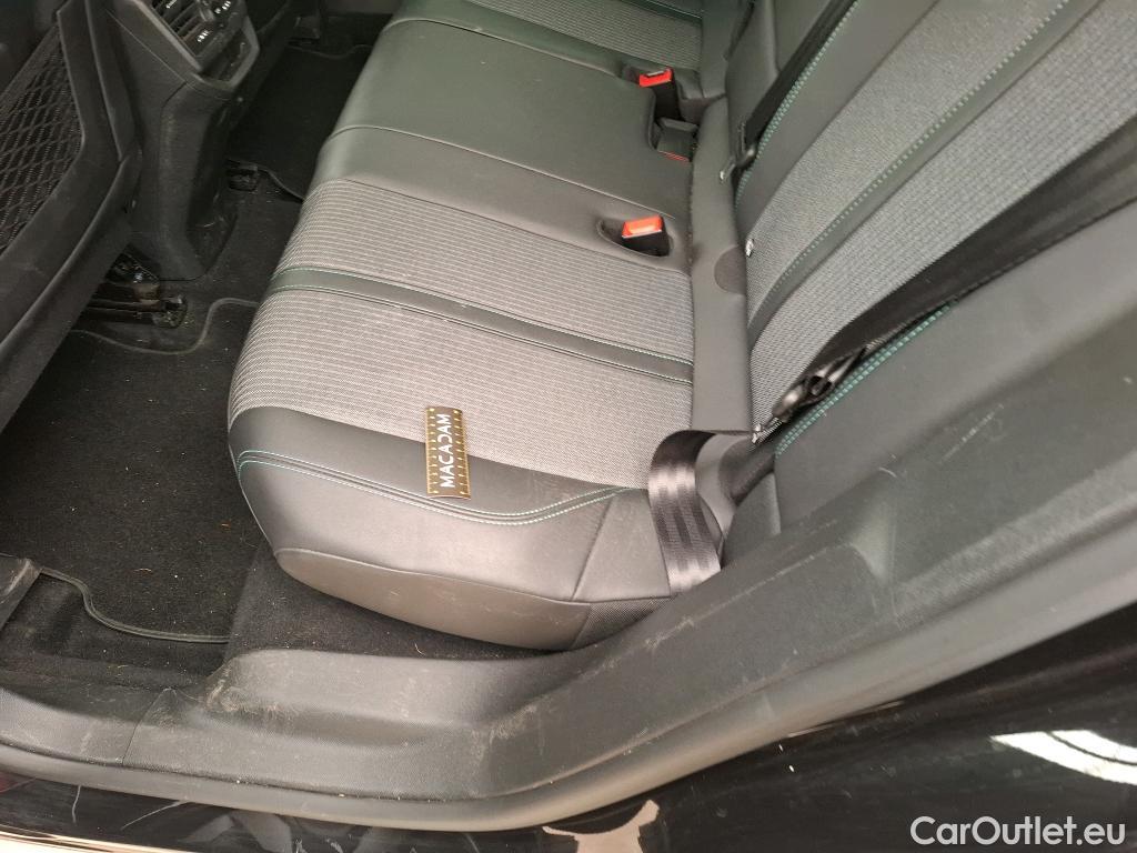  Peugeot  3008  Allure Pack 1.2 PureTech 130CV BVM6 E6d #23