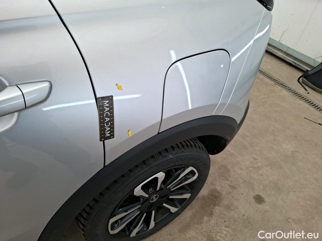  Opel  Crossland  X Business Elegance 1.2 Turbo 110CV BVM6 E6d #16