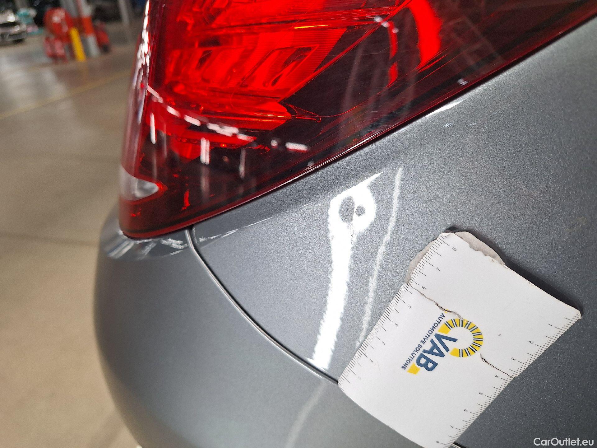  Mercedes  C-Klasse Mercedes,  FL'18, Mercedes-Benz  Berline C 180 d Business So #10