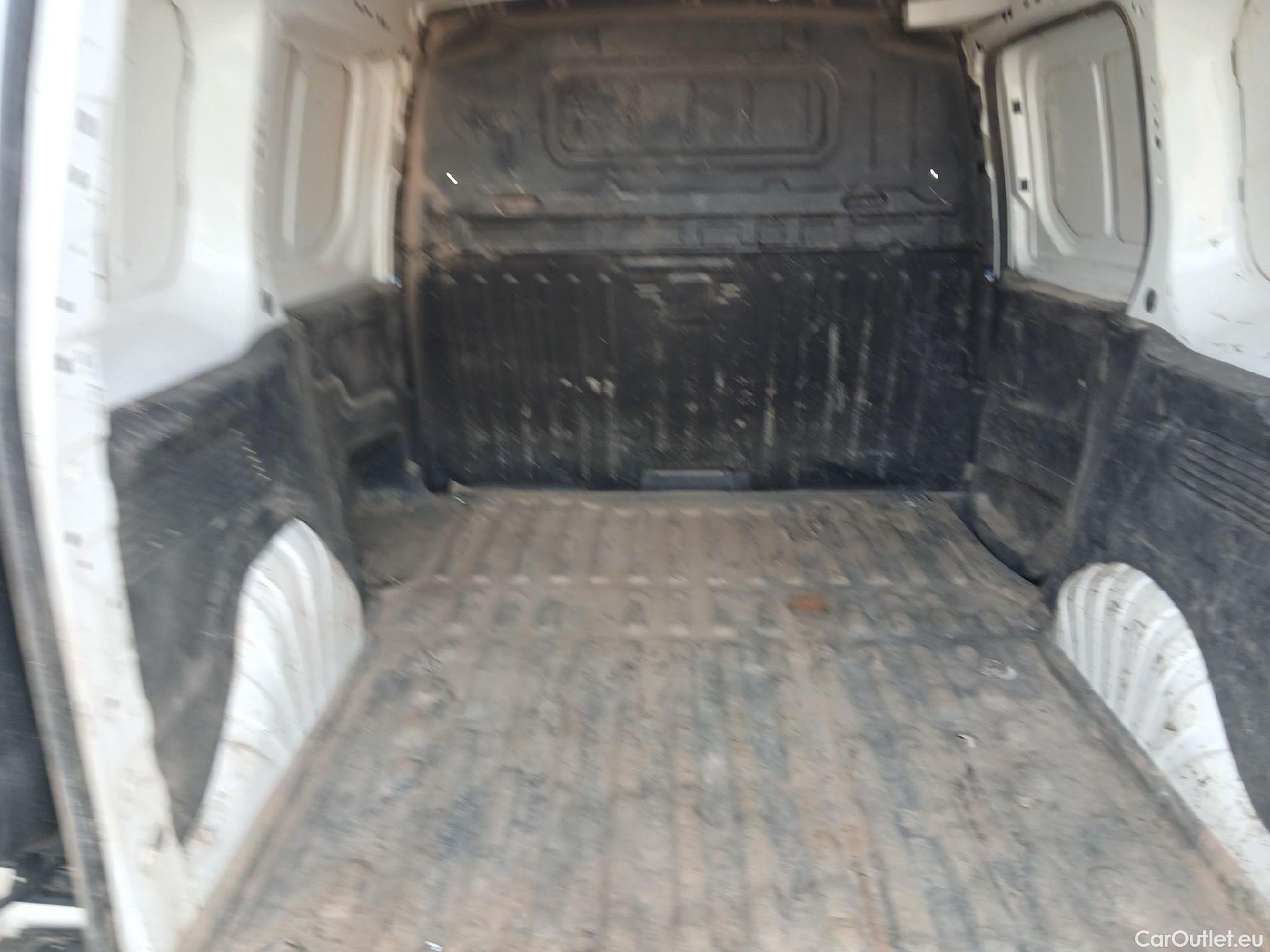  Citroen  Berlingo CITROEN  / 2018 / 3P / furgón derivado de turismo Talla M BlueHDi 100 CONTROL (AC2) #11