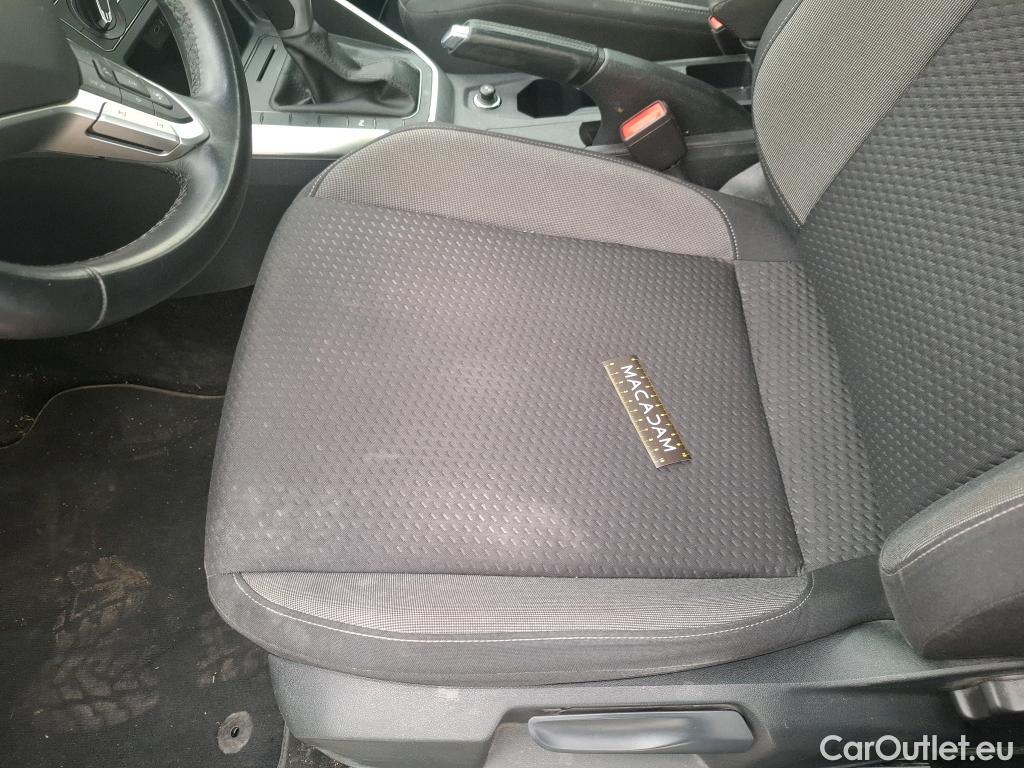  Volkswagen  Taigo  Life Business 1.0 TSI 110CV BVA7 E6d #4
