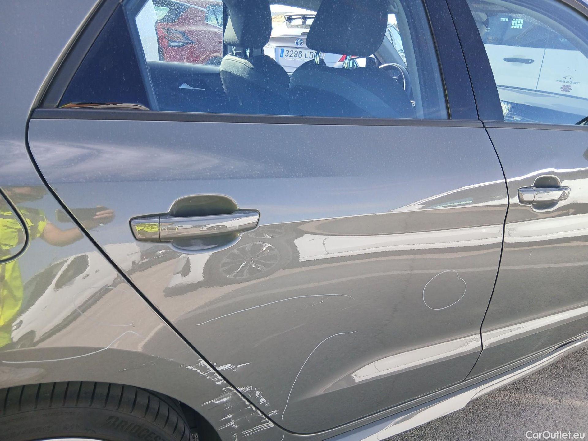  Audi  A1 Sportback AUDI A1 / 2018 / 5P / berlina con portón Sportback Adrenalin 30 TFSI 81kW (110CV)(SP) #42