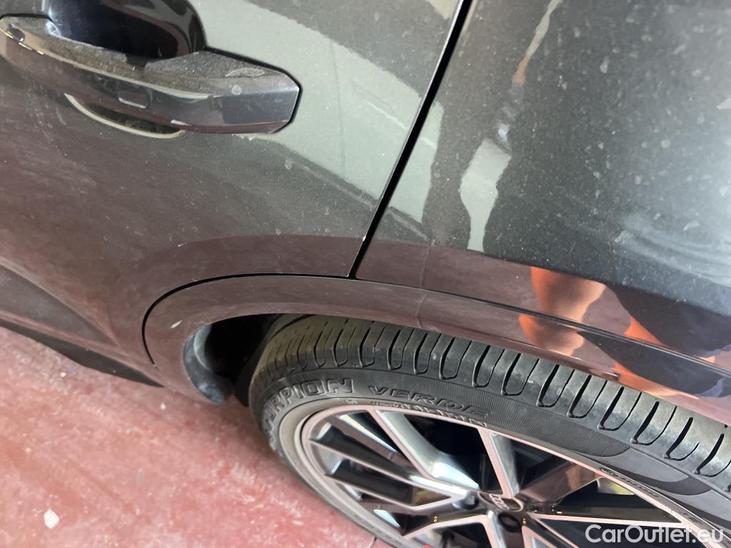  Audi  Q5 AUDI  / 2020 / 5P / todoterreno Black line 35 TDI 120kW S tronic #4