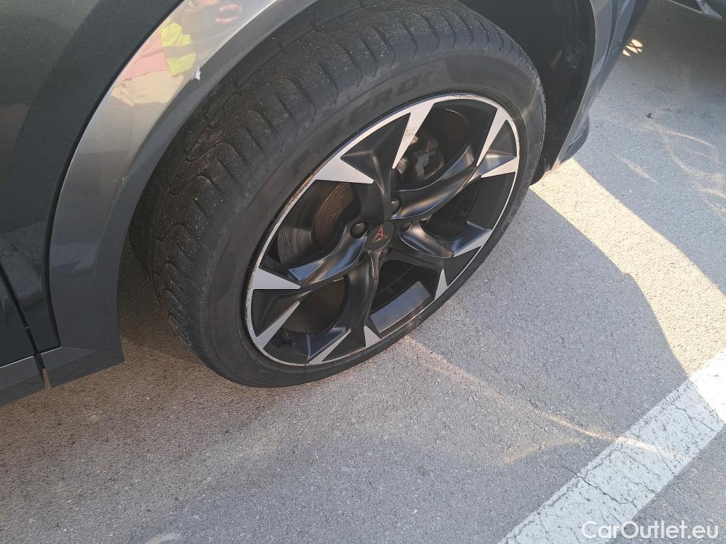  Cupra  Formentor CUPRA  / 2020 / 5P / todoterreno 1.5 TSI 110kW (150 CV) DSG #9