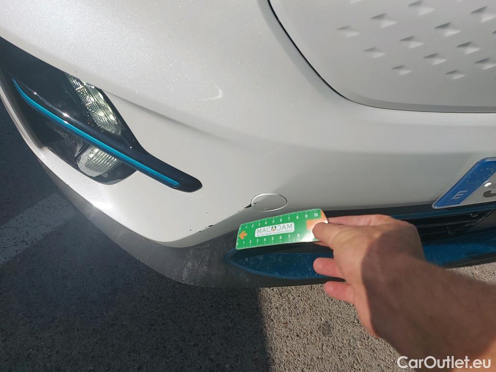  KIA  Niro KIA e- / 2016 / 5P / crossover e- 150kW (204CV) Drive (Long Range) #8