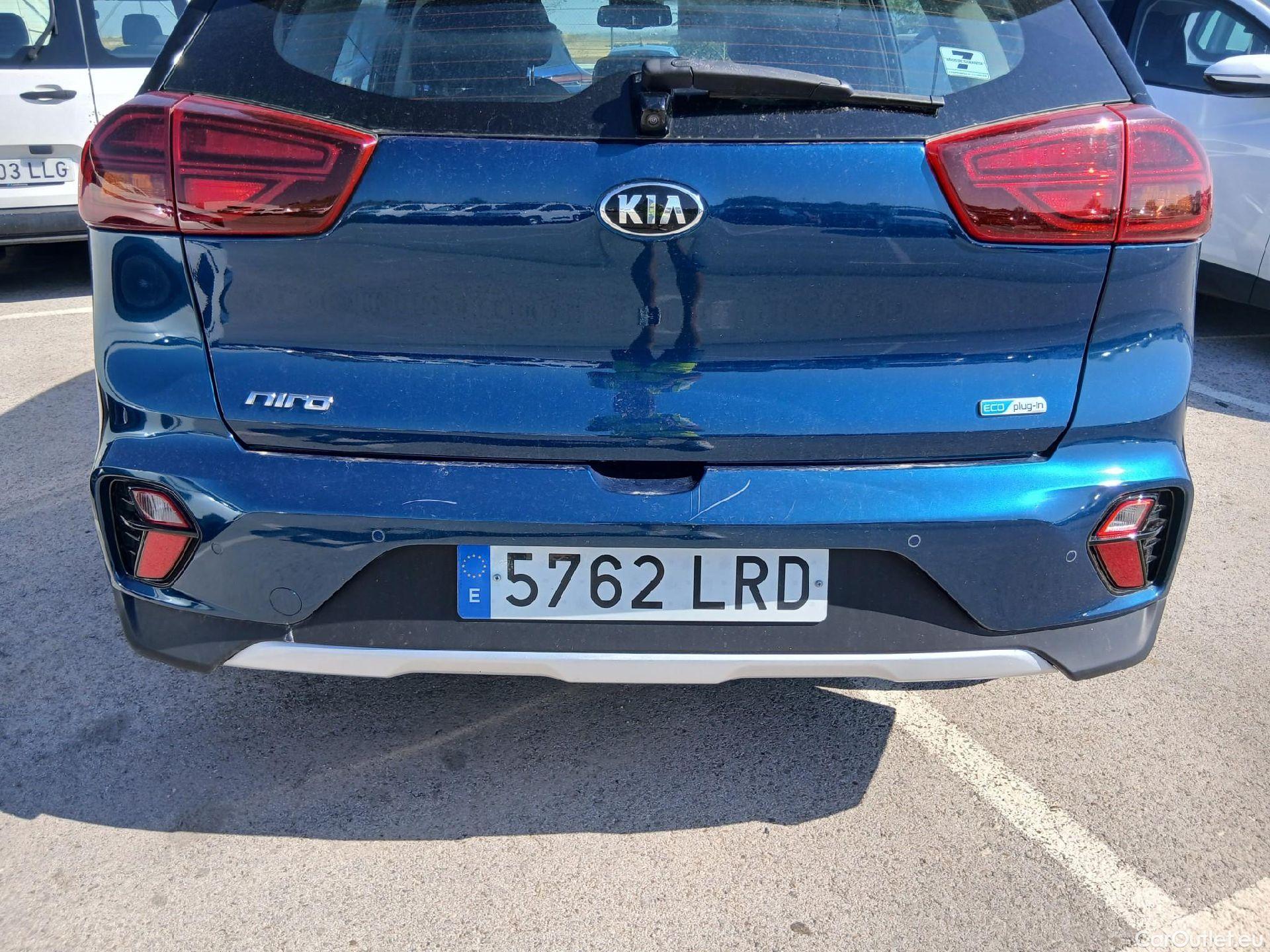  KIA  Niro KIA  / 2019 / 5P / crossover 1.6 GDi PHEV 104kW (141CV) Drive #27