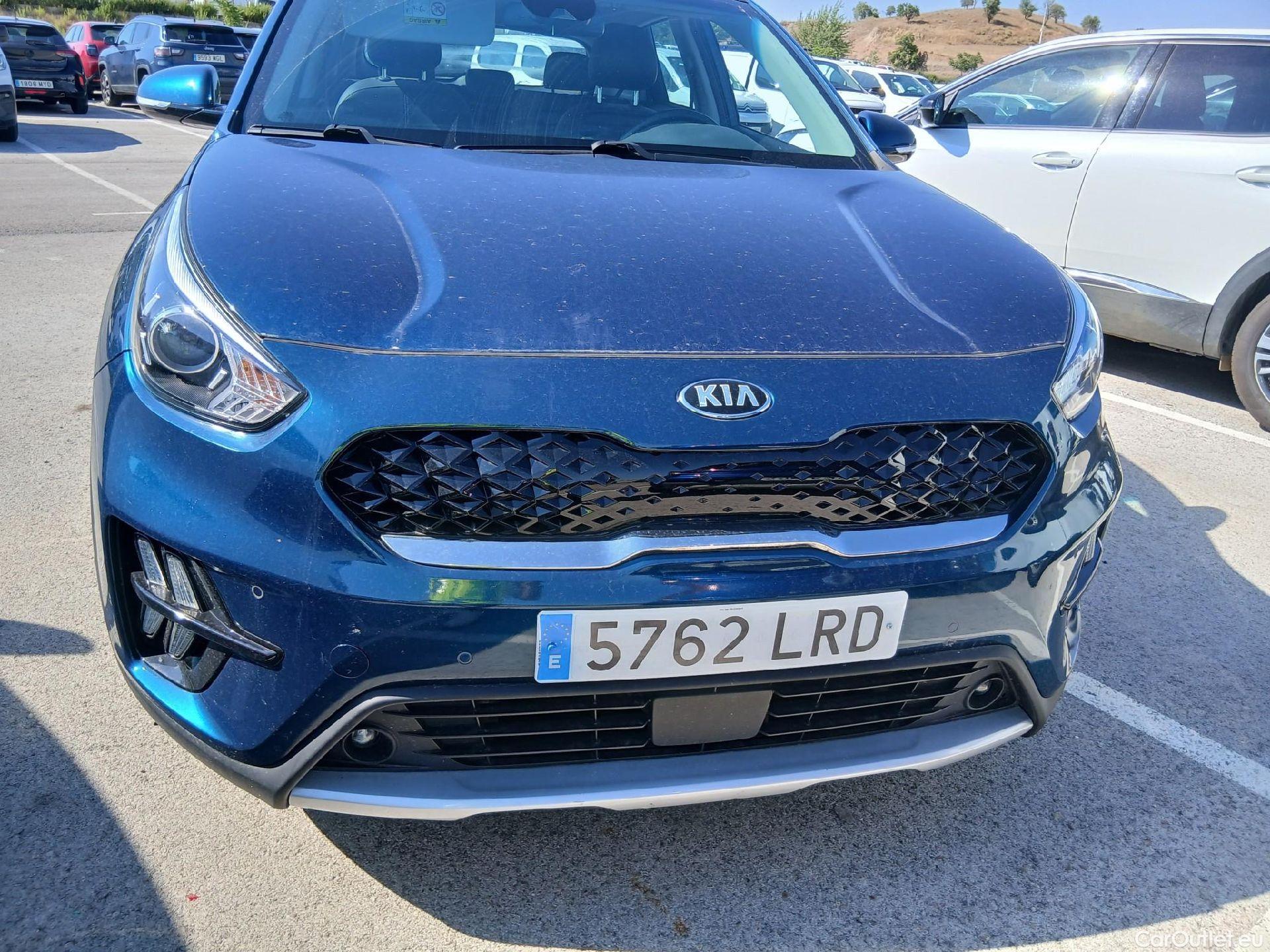  KIA  Niro KIA  / 2019 / 5P / crossover 1.6 GDi PHEV 104kW (141CV) Drive #5