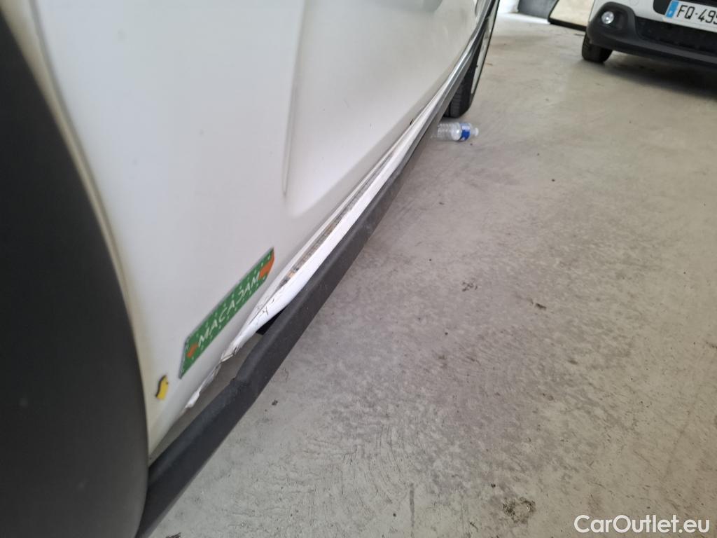 Citroen  C3  Société Feel 1.5 BlueHDI 100CV BVM5 E6dT #3