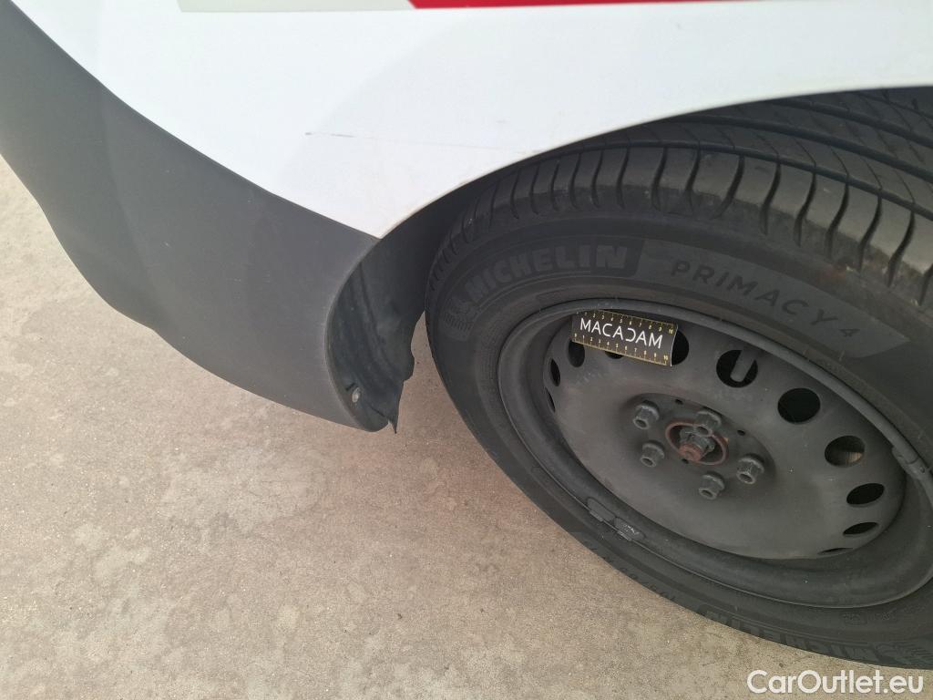  Renault  Kangoo  II Express Maxi Extra (Série Spéciale) 1.5 dCi 95CV BVM6 E6dT #28