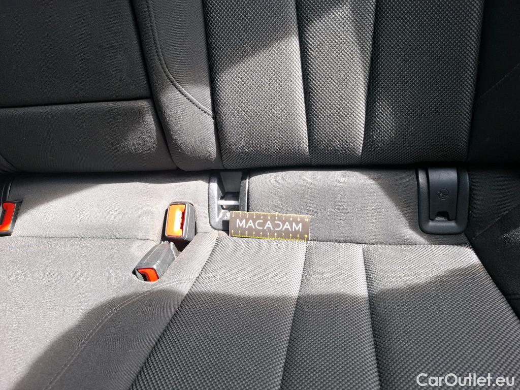  Audi  A4 AUDI  Avant / 2019 / 5P / Break 35 TFSI 150 Design #19