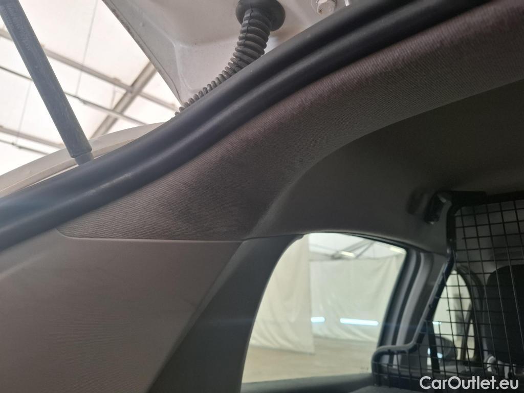  Citroen  C3  Société Feel 1.5 BlueHDI 100CV BVM5 E6dT #51