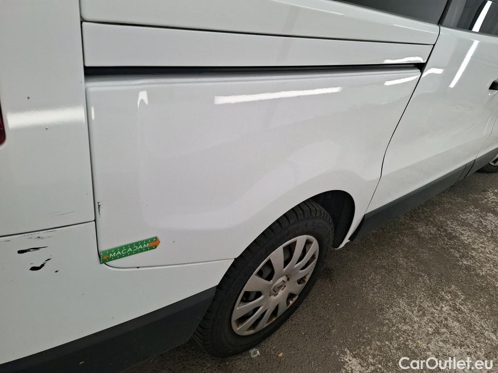  Renault  Trafic RENAULT  4p Combi Zen L1 dCi 115 #1