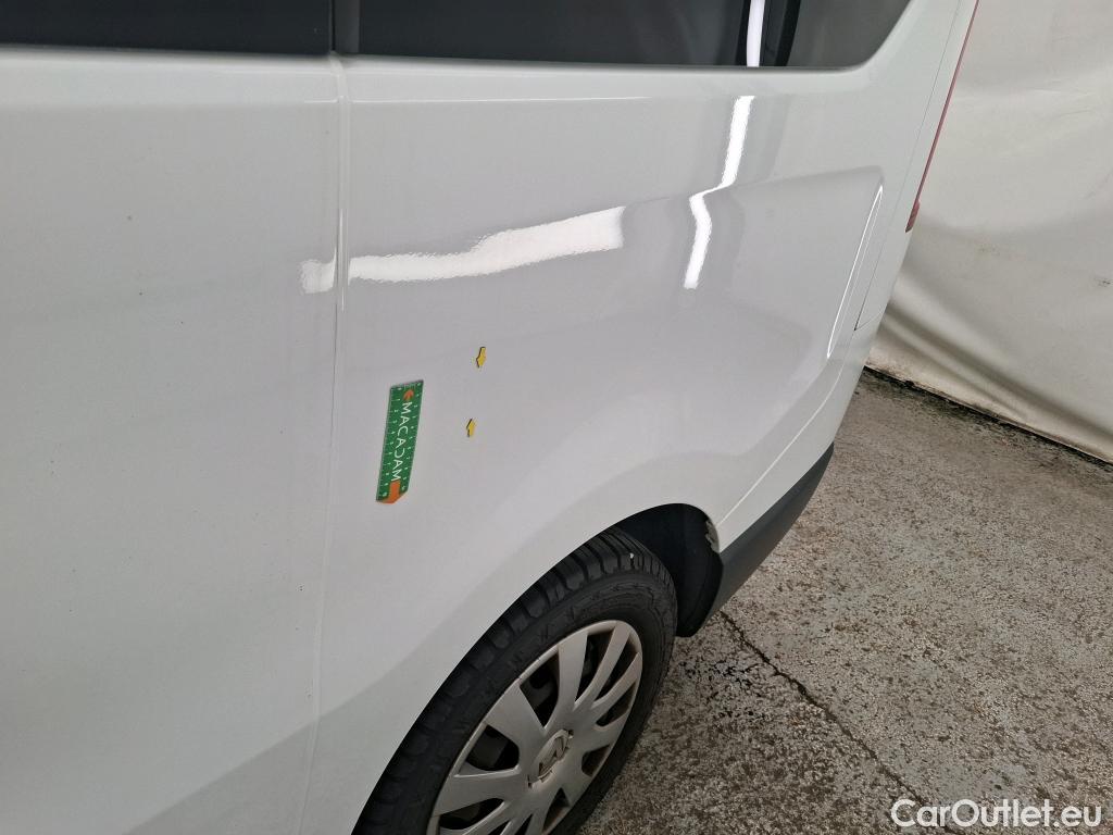  Renault  Trafic RENAULT  4p Combi Zen L1 dCi 115 #23